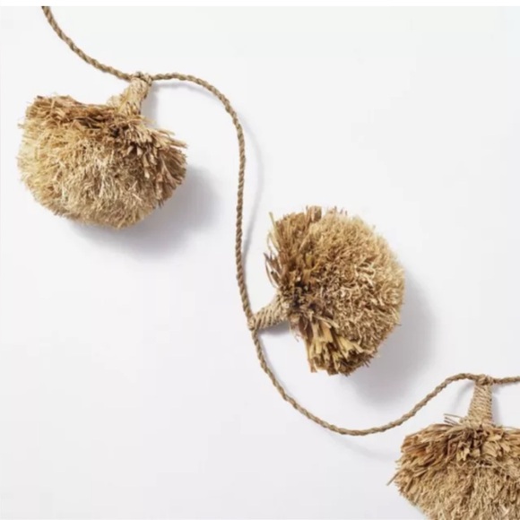 NIB Studio McGeeThreshold 6ft Long Woven Pom Pom Garland - Picture 2 of 8